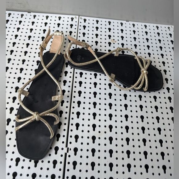 Gold crossover strappy sandals size 7 - Picture 5 of 9